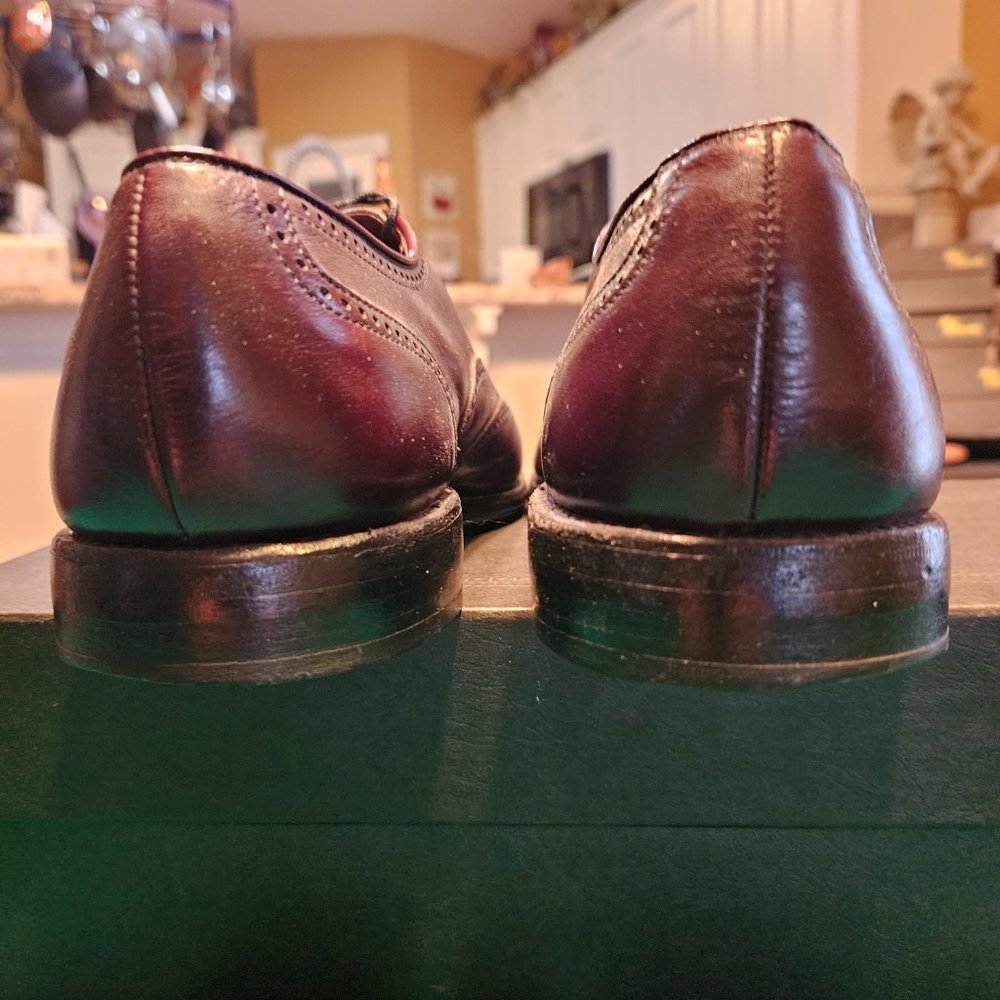 Allen Edmonds Oxfords - Picture 3 of 4
